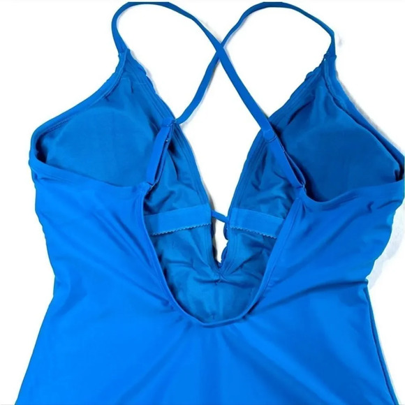 Christina NWT turquoise blue Crochet Front One piece woman swimsuit Size Large - Picture 5 of 10